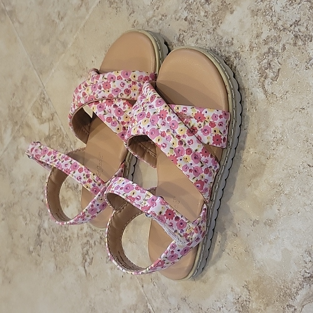 Cat and Jack Sandals